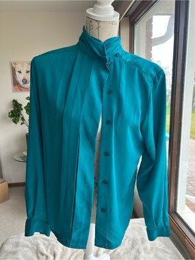 Vintage Alexandria mock neck blouse